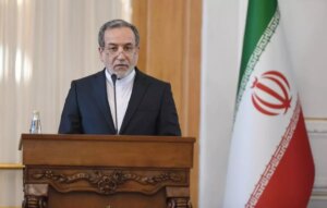 iran abd ile adil muzakerelere hazir oldugunu bildirdi vDIkEJaz.jpg